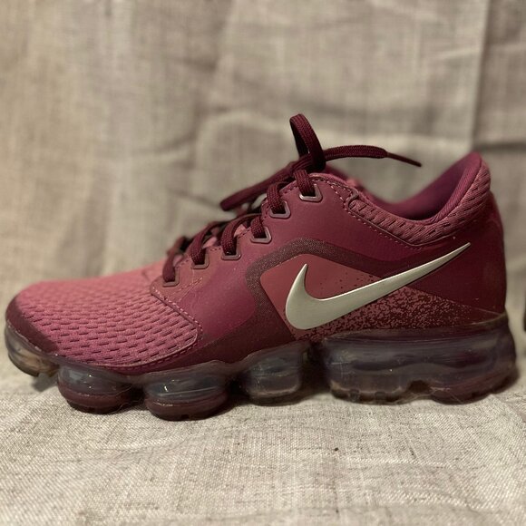Nike Other - Big Kids Girls Nike Air Vapormax Running Sneakers, Size 5Y